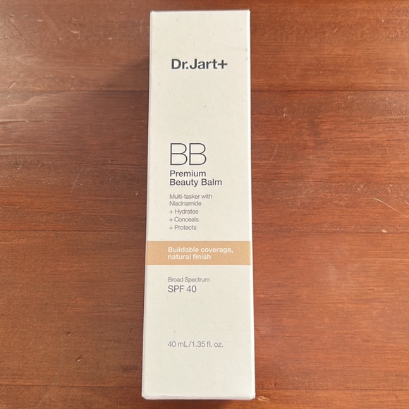 Dr.Jart+ BB Premium Beauty Balm multitasker with niacinamide - with SPF 40 - Picture 2 of 2